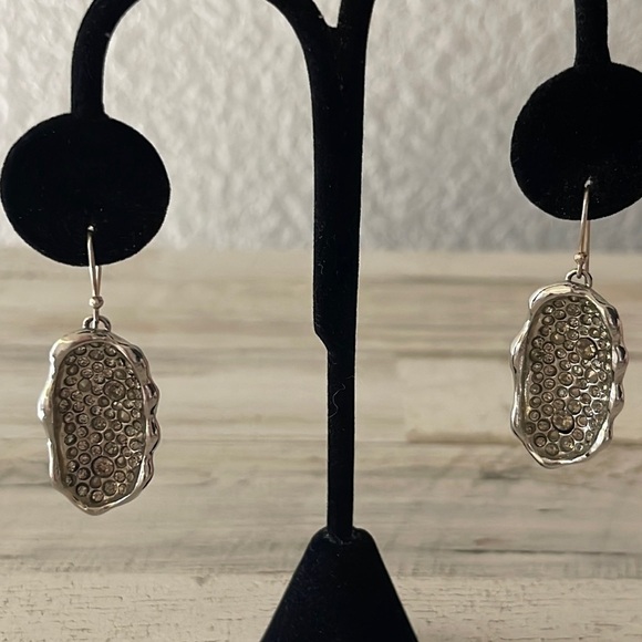 Gorgeous Alexis Bittar Encrusted Crystal Earrings. - Picture 1 of 5